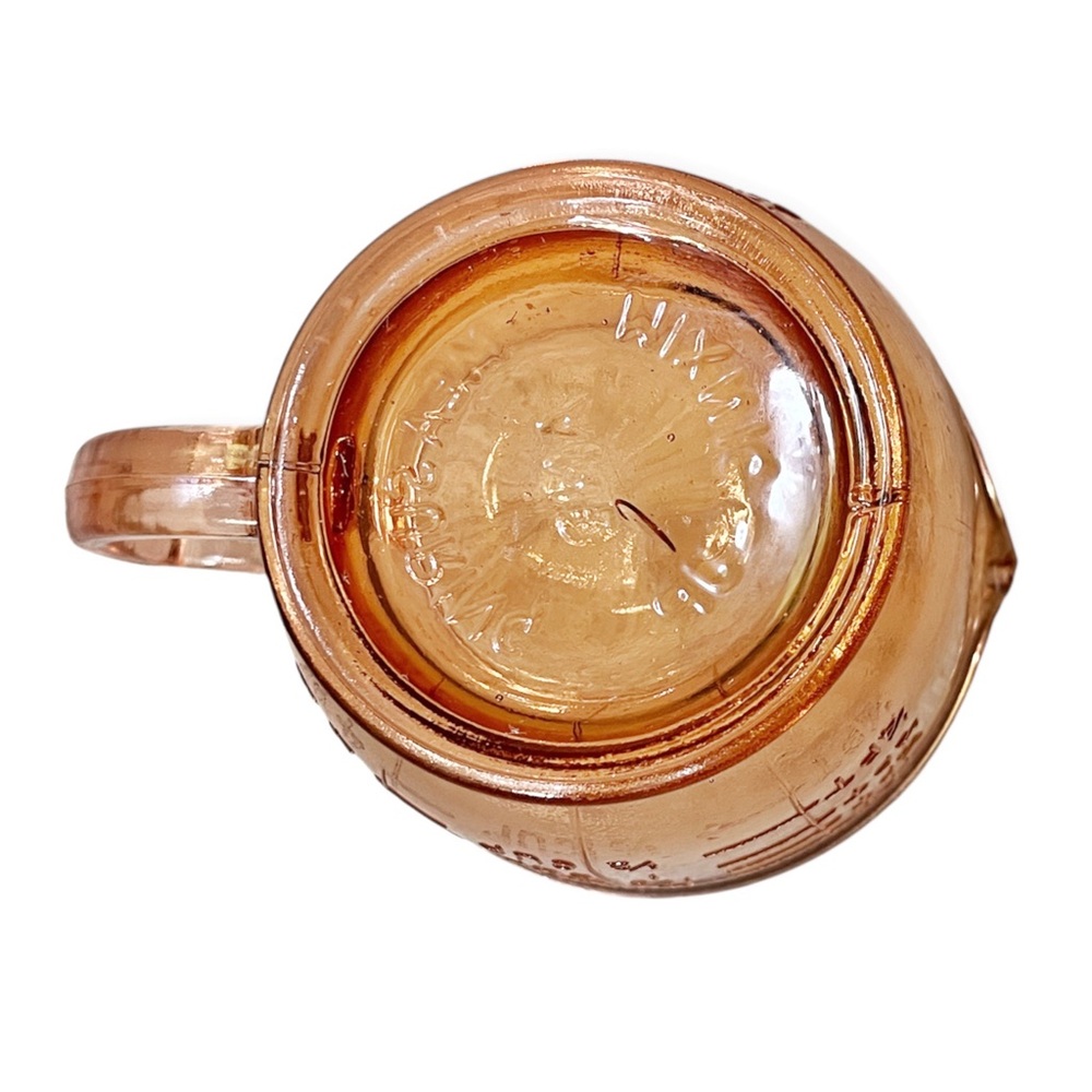 Depression Era Pink Peach Amber Glass Citrus Juicer Reamer w/2 Cup Measuring Cup - Picture 9 of 11